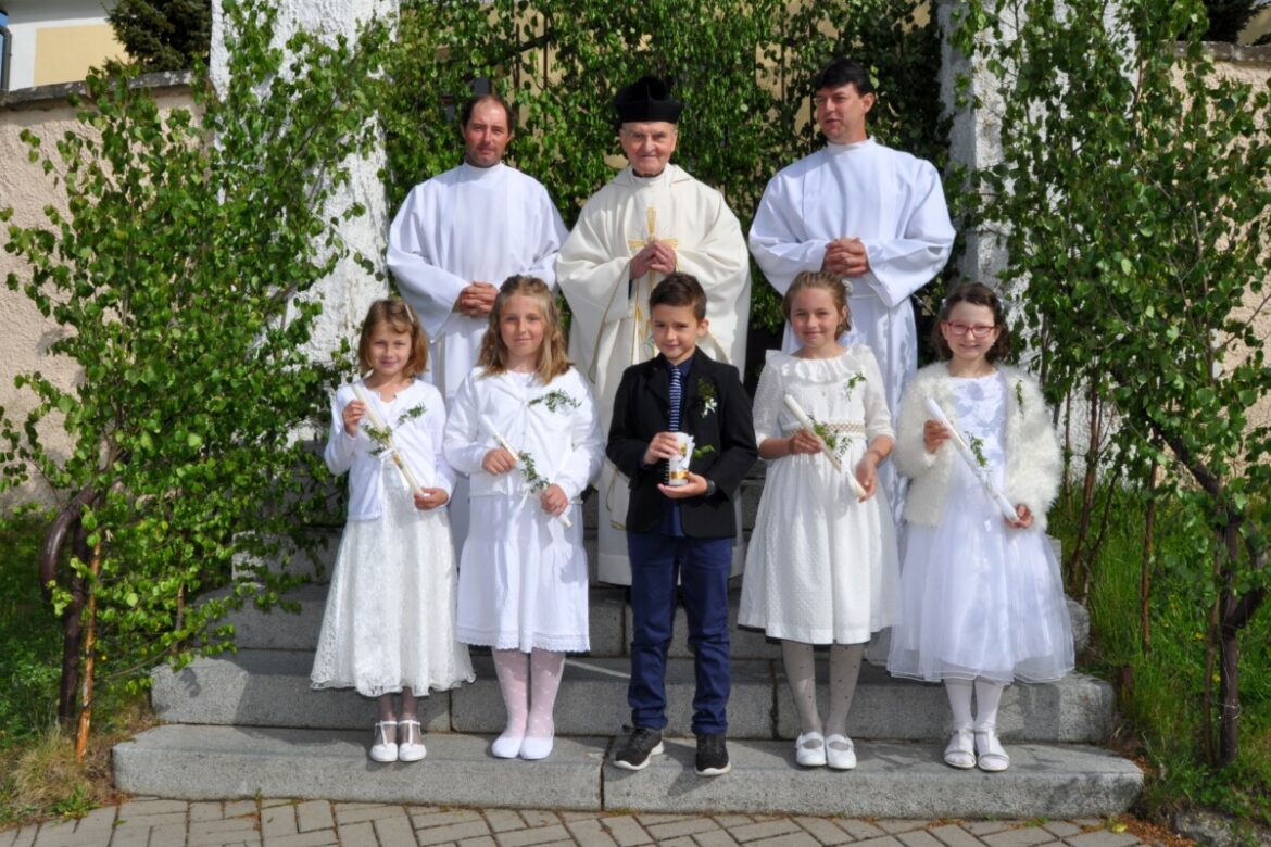 První svaté přijímání 2022