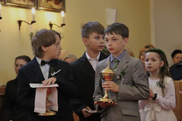 První svaté přijímání 2025