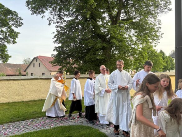 Slavnost Božího Těla s otcem biskupem Janem Vokálem