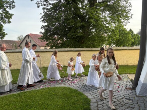 Slavnost Božího Těla s otcem biskupem Janem Vokálem